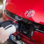 Faut-il débrancher sa voiture électrique après la recharge ? Faut-il débrancher sa voiture électrique après la recharge ?