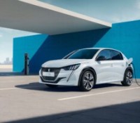 Peugeot e208 // Source : Peugeot