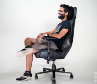 Chaise gaming Razer Enki Pro // Source : Chloé Pertuis - Frandroid