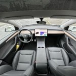 Tesla : une mise à jour révolutionne enfin l’ouverture de la boîte à gants Tesla : une mise à jour révolutionne enfin l’ouverture de la boîte à gants