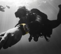 L'Apple Watch Ultra avec bracelet Ocean // Source : Apple