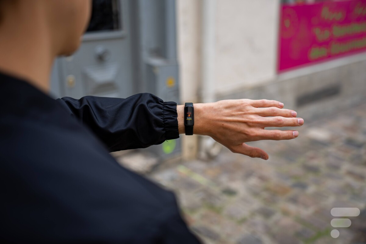 Le Fitbit Inspire 3 // Source : Chloé Pertuis – Frandroid