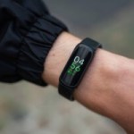 Amazon remet le Google Fitbit Inspire 3 au goût du jour avec cette remise de 30 %