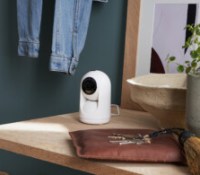 La caméra de surveillance intérieure Lexman // Source : Leroy Merlin