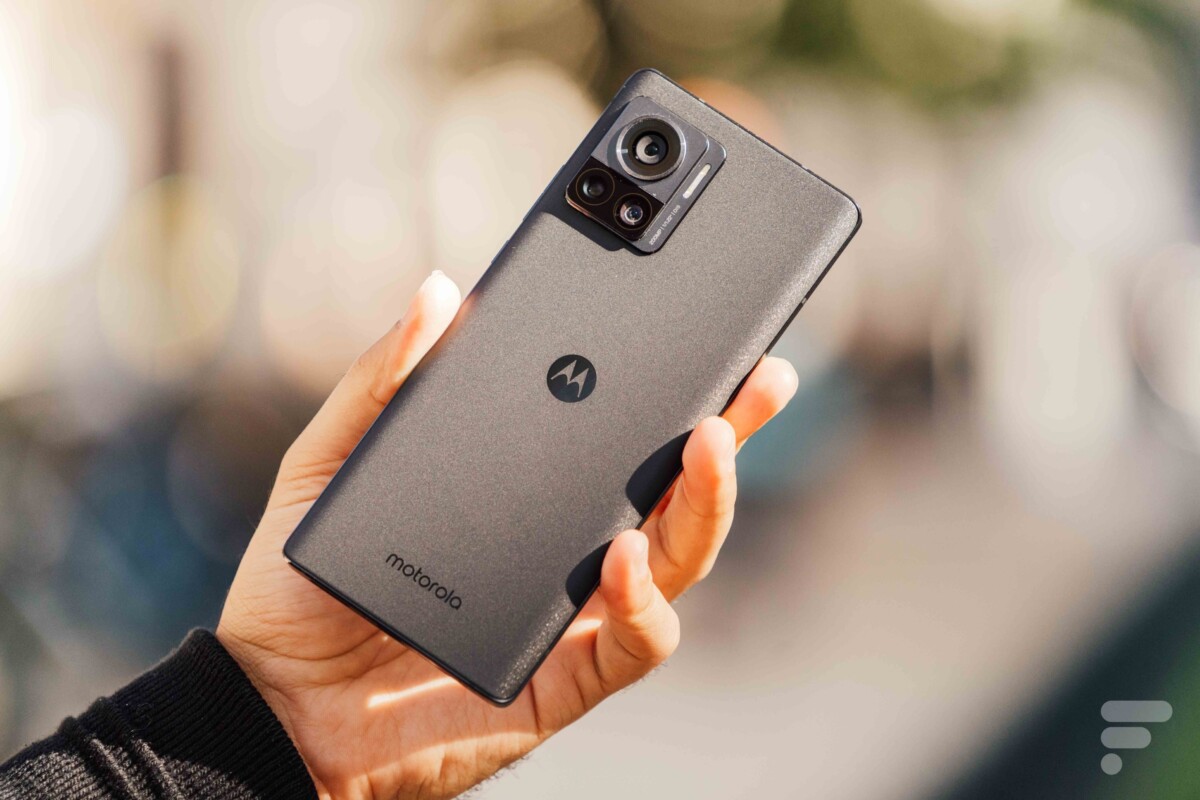 Motorola Edge 30 Ultra // Source : Anthony Wonner - Frandroid Motorola Edge 30 Ultra // Source : Anthony Wonner - Frandroid