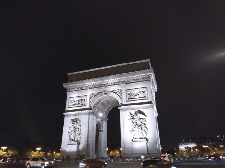 Photo mode nuit ultra grand-angle // Source : Yazid Amer - Frandroid