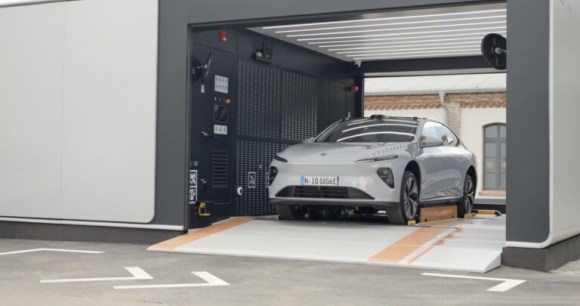 Nio ET7 (Power Swap Station) // Source : Nio Nio ET7 (Power Swap Station) // Source : Nio