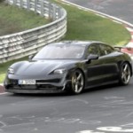 Porsche prépare une Taycan de l’extrême pour rivaliser avec la Tesla Model S Plaid Porsche prépare une Taycan de l’extrême pour rivaliser avec la Tesla Model S Plaid