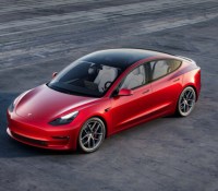 La Tesla Model 3 Performance chinoise, reconnaissable à ses jantes de 18 pouces