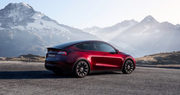 Tesla Model Y Performance, Midnight Cherry Red Tesla Model Y Performance, Midnight Cherry Red