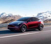 Tesla_Model Y_Midnight Cherry Red_2
