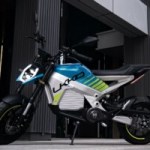 Cette moto électrique 125 cc légère et abordable avec une belle autonomie arrive en France Cette moto électrique 125 cc légère et abordable avec une belle autonomie arrive en France