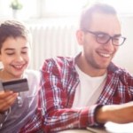 Banques pour ado&nbsp;: est-ce une bonne idée et quelles sont les meilleures&nbsp;?