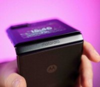 La charnière s'inspire du Galaxy Z Flip // Source : Frandroid - Chloé Pertuis