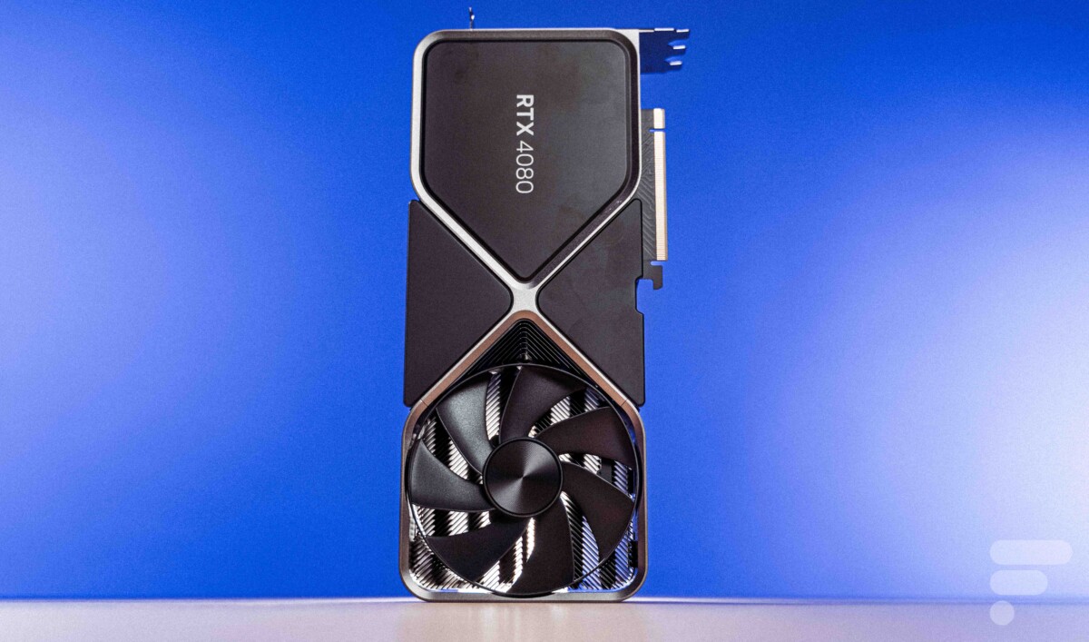 GeForce RTX 4080 // Source : Chloé Pertuis - Frandroid