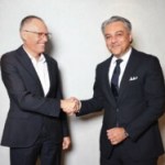 « Maintenant on fait la course » : pourquoi les patrons de Renault et Peugeot s’opposent sur la voiture électrique « Maintenant on fait la course » : pourquoi les patrons de Renault et Peugeot s’opposent sur la voiture électrique