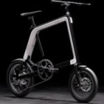 Ce vélo électrique ultra léger se plie en 1 seconde Ce vélo électrique ultra léger se plie en 1 seconde