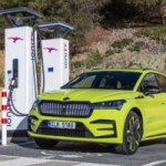 Škoda Enyaq Coupé iV 60 : coût de recharge et autonomie sur un long trajet de 850 km Škoda Enyaq Coupé iV 60 : coût de recharge et autonomie sur un long trajet de 850 km