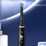 Oral-B iO 6N : la brosse à dents électrique dopée à l&rsquo;IA est à -60%