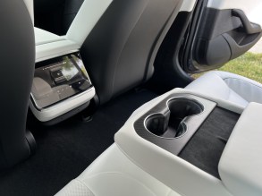 Tesla Model S Plaid - Turo 09