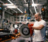 Wheel brake of a Audi Q8 e-tron during assembly in Brussels.