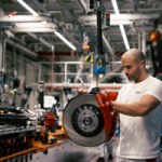 Pourquoi c’est faux de penser qu’une voiture électrique coûte plus cher à réparer qu’une thermique Pourquoi c’est faux de penser qu’une voiture électrique coûte plus cher à réparer qu’une thermique