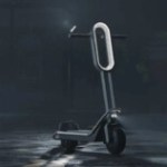Ce concept de trottinette électrique futuriste dissimule un astucieux siège Ce concept de trottinette électrique futuriste dissimule un astucieux siège