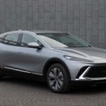 6K et 33 pouces : l’écran de cette voiture électrique américaine donne envie… sur le papier 6K et 33 pouces : l’écran de cette voiture électrique américaine donne envie… sur le papier
