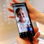 Samsung a développé un écran pour un Galaxy Z Fold pliable dans les deux sens Samsung a développé un écran pour un Galaxy Z Fold pliable dans les deux sens