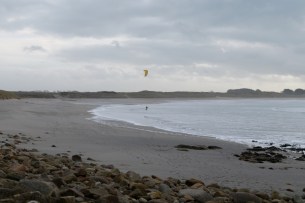 vélipanchiste dans les vagues