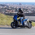 Prise en main du Seat Mó 125 Performance : toujours plus de puissance, mais pas à n’importe quel prix