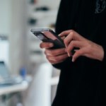 Orange, SFR, Bouygues Telecom : le prix de vos forfaits fixes et mobiles va augmenter Orange, SFR, Bouygues Telecom : le prix de vos forfaits fixes et mobiles va augmenter