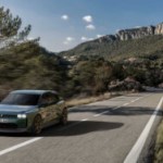 Cette nouvelle voiture électrique compacte, sportive et inabordable donne vraiment envie