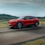 Voici la solution de Ford pour concurrencer la future Tesla Model 2 à 25 000 dollars Voici la solution de Ford pour concurrencer la future Tesla Model 2 à 25 000 dollars