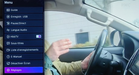 Le menu Réglages est tout en bas, invisible aux premiers abords.