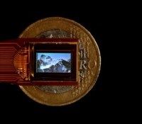 Prototype d'écran Micro-OLED dévoilé en 2009 par CEA-LETI // Source : CEA-LETI