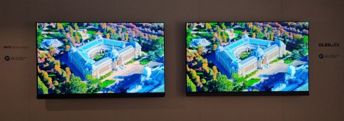 Série OLED+908 à gauche et OLED+907 à droite
