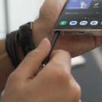Galaxy S23 Ultra : après les traces bizarres de l’écran, le S Pen fait lui aussi des siennes Galaxy S23 Ultra : après les traces bizarres de l’écran, le S Pen fait lui aussi des siennes