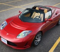 Tesla Roadster // Source : Pete Gruber