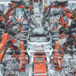Tesla : des employés « traités comme des robots » se rebellent et se font licencier