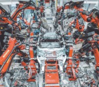 Tesla usine robot