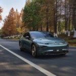 Cette nouvelle voiture électrique qui arrive en Europe se recharge encore plus rapidement que les Tesla