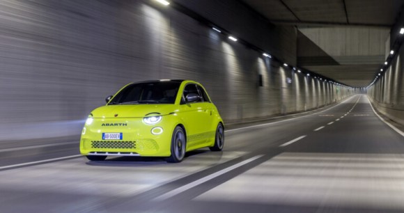 Abarth 500e – 5 Abarth 500e – 5
