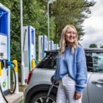 Voiture électrique : ce géant pétrolier se lance à son tour dans les bornes de recharge ultra rapides Voiture électrique : ce géant pétrolier se lance à son tour dans les bornes de recharge ultra rapides