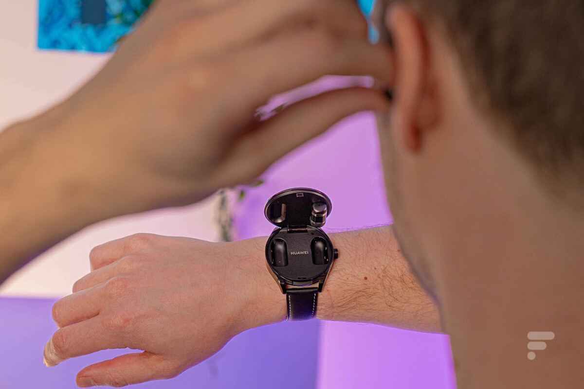 La Huawei Watch Buds // Source : Chloé Pertuis - Frandroid La Huawei Watch Buds // Source : Chloé Pertuis - Frandroid