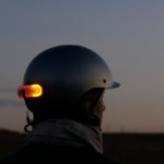 Ce feu arrière pour vélo a deux fonctions très utiles pour renforcer votre sécurité Ce feu arrière pour vélo a deux fonctions très utiles pour renforcer votre sécurité