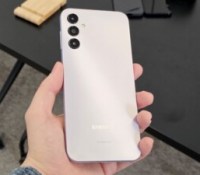 La gamme Galaxy A54, A34 et A14 sort le 15 mars 2023. // Source : Frandroid