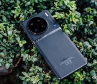 Le Vivo X90 Pro // Source : Robin Wycke - Frandroid