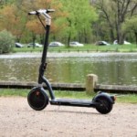 Test de la Decathlon Oxelo R900E : une astucieuse trottinette électrique qui se trompe de prix Test de la Decathlon Oxelo R900E : une astucieuse trottinette électrique qui se trompe de prix