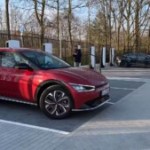 Taxe au kilomètre pour les voitures électriques : ce pays a fait marche arrière Taxe au kilomètre pour les voitures électriques : ce pays a fait marche arrière